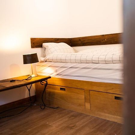 La Baraka Hostel Bagnes エクステリア 写真