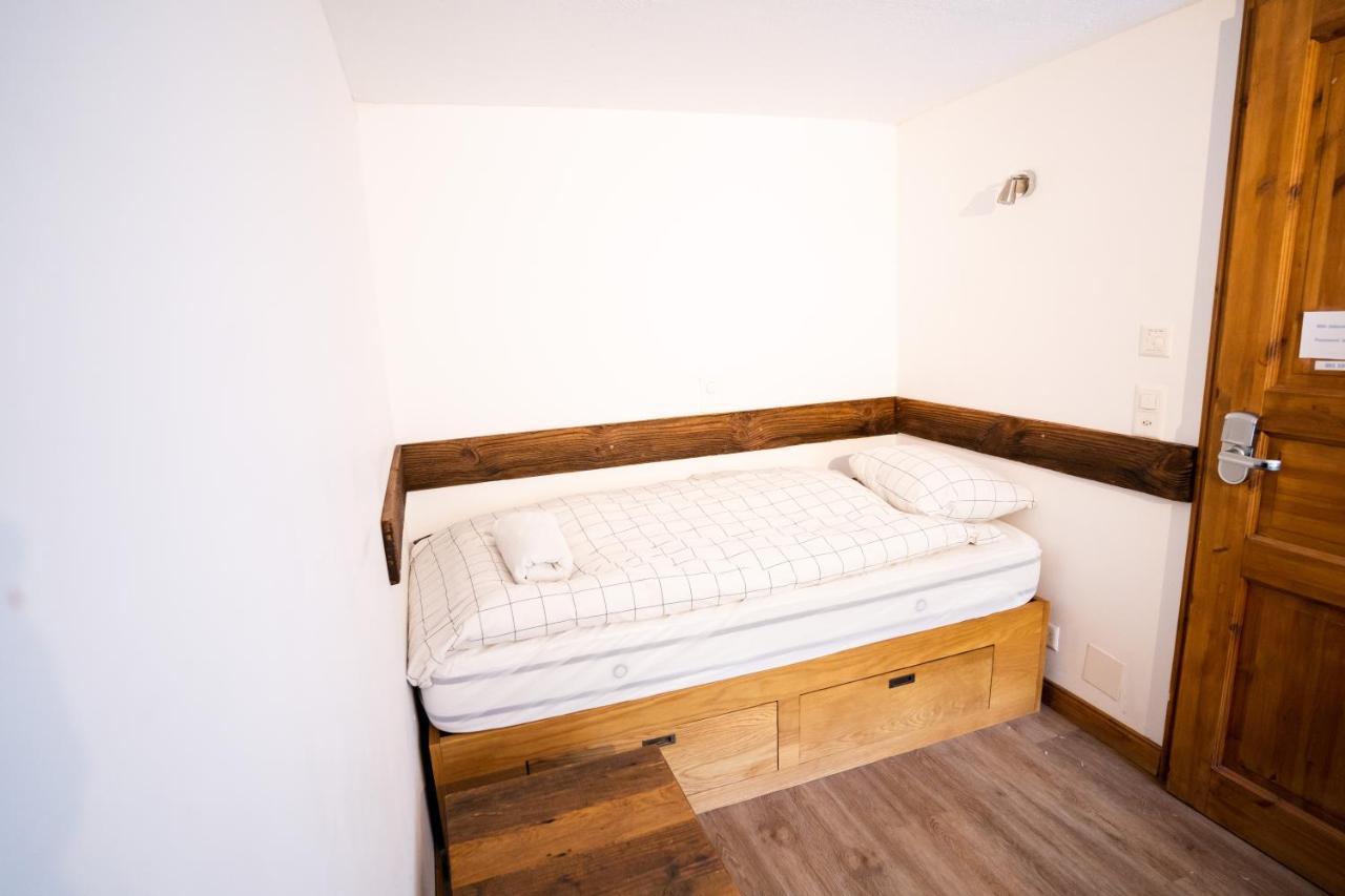 La Baraka Hostel Bagnes エクステリア 写真