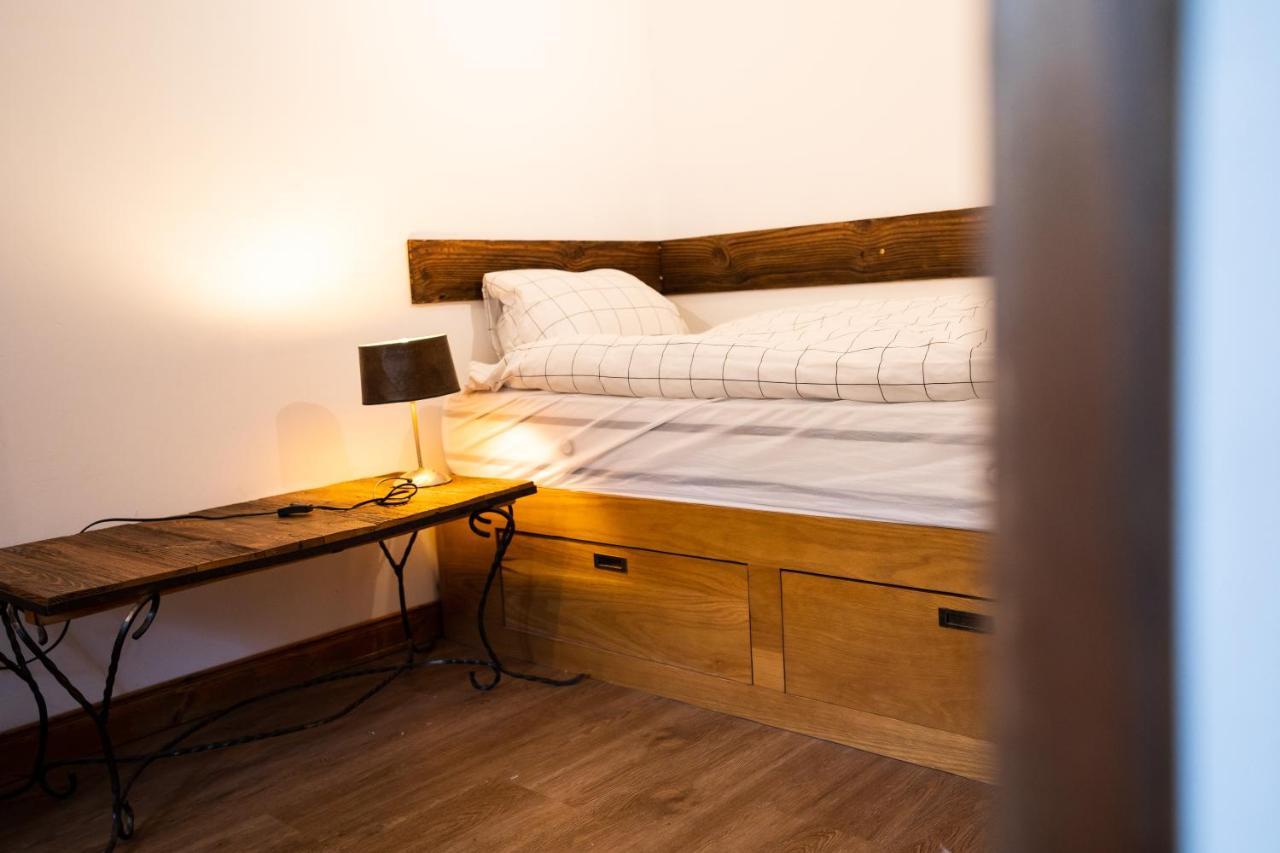 La Baraka Hostel Bagnes エクステリア 写真