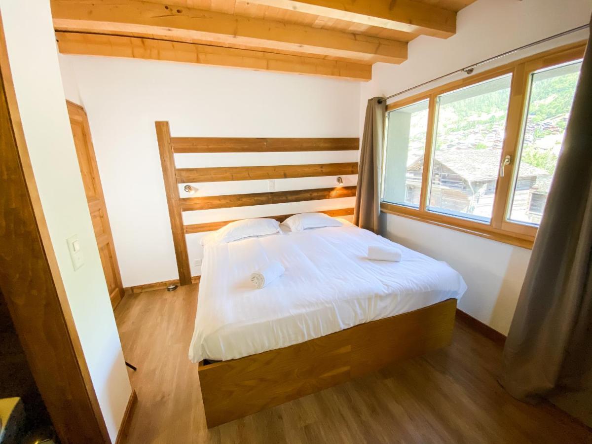 La Baraka Hostel Bagnes エクステリア 写真